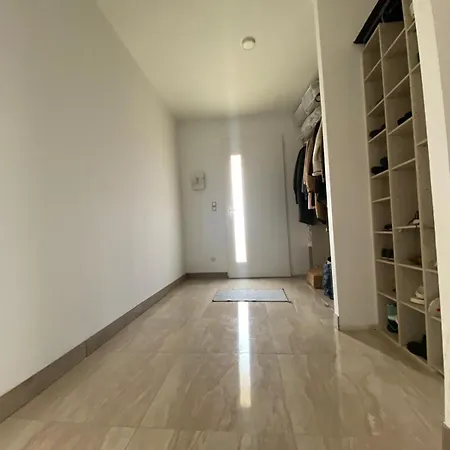 Spacious 2 Bedroom Apartment Chens-sur-Leman